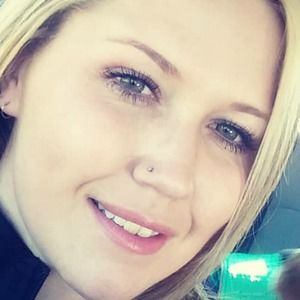 Meet your Posher, Lea